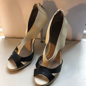 New Topshop open toe black & cream stilettos sz8.5